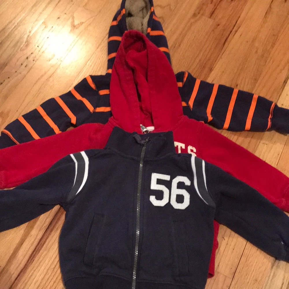 Carter’s boys zip up sweat jackets size 2t